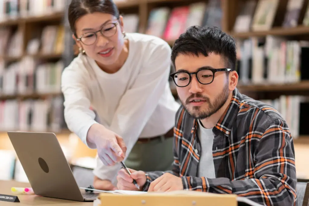Can an Essay Be Only Three Paragraphs and Still Be Effective?